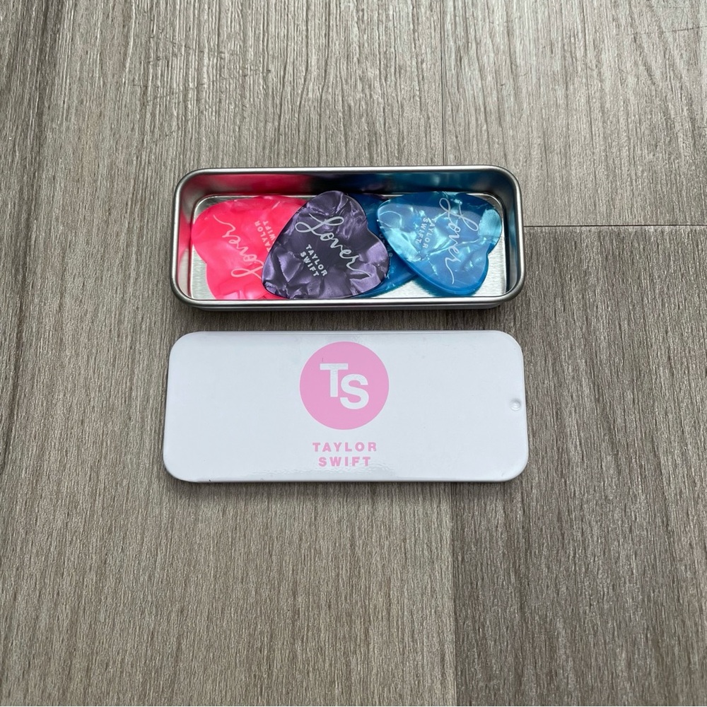 Taylor Swift Lover Guitar Picks